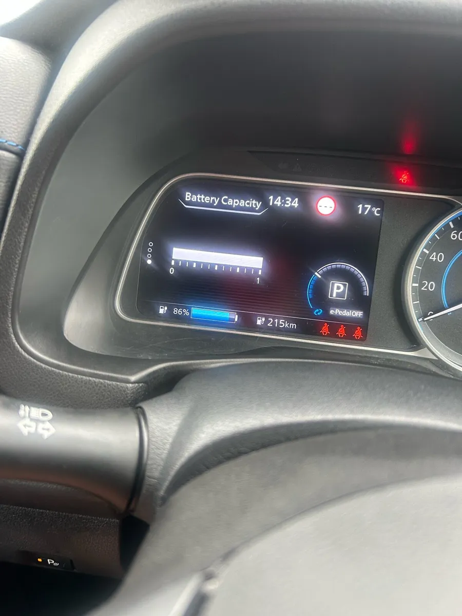 Nissan Leaf 40kw - Image 4