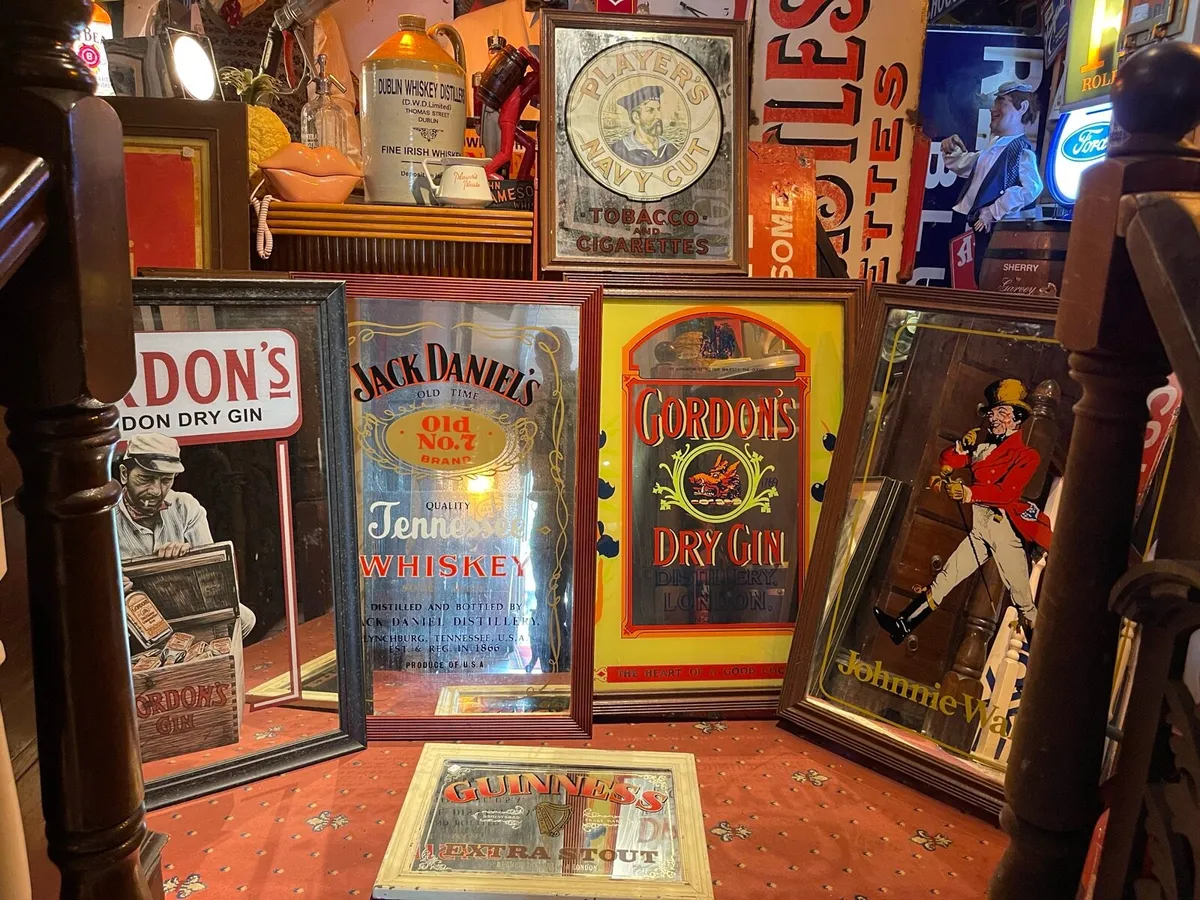 Old pub mirrors - Image 2