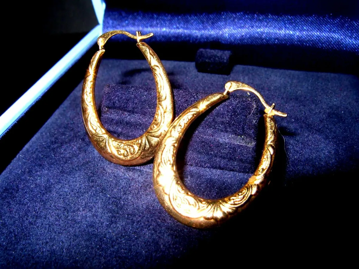 Vintage 9ct Gold Traditional Earrings - Image 4