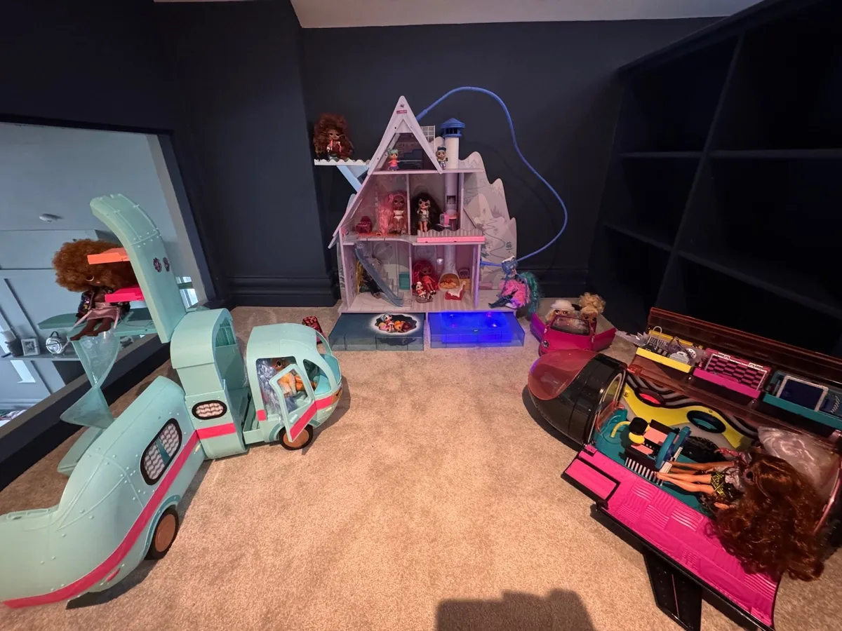 Toys - Image 1