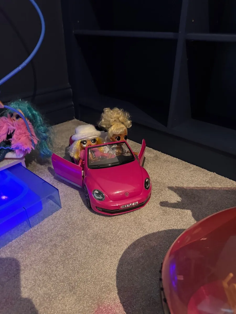 Toys - Image 2
