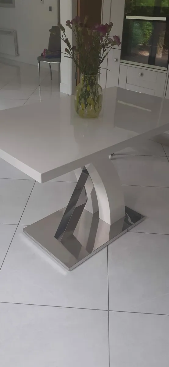 White High Gloss Dining Table 4 Seater - Image 3