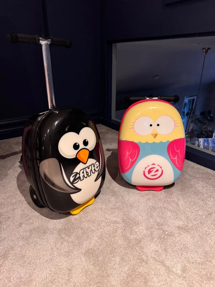 Kids suitcases - Image 1