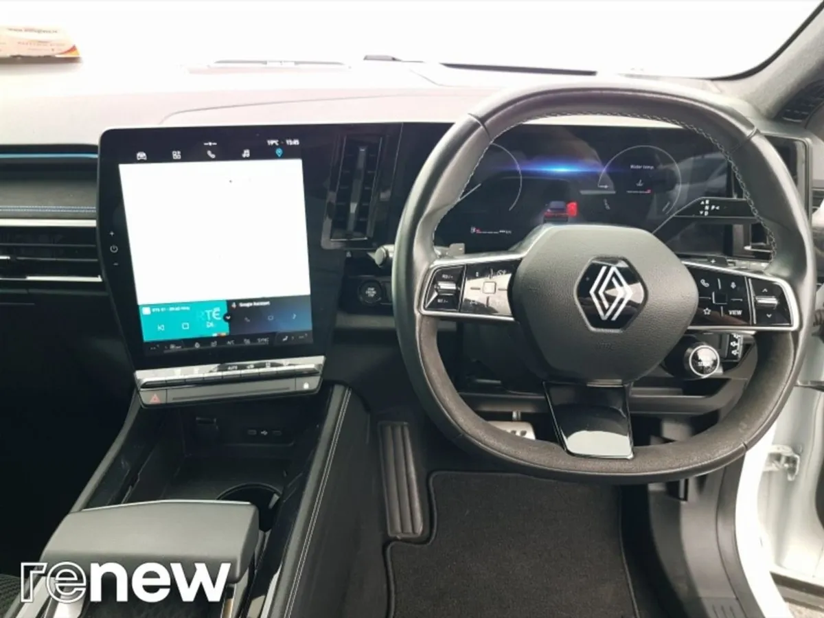 Renault Austral Iconic Esprit Alpine E-tech Hybrid - Image 2