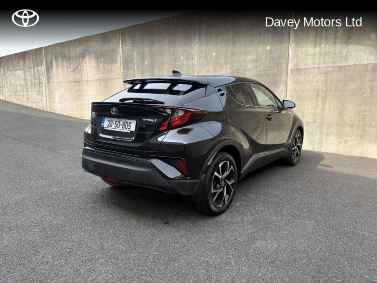 Toyota C-HR 1.8 HYBRID SPORTMONO 4DR SPORT AUTO - Image 2