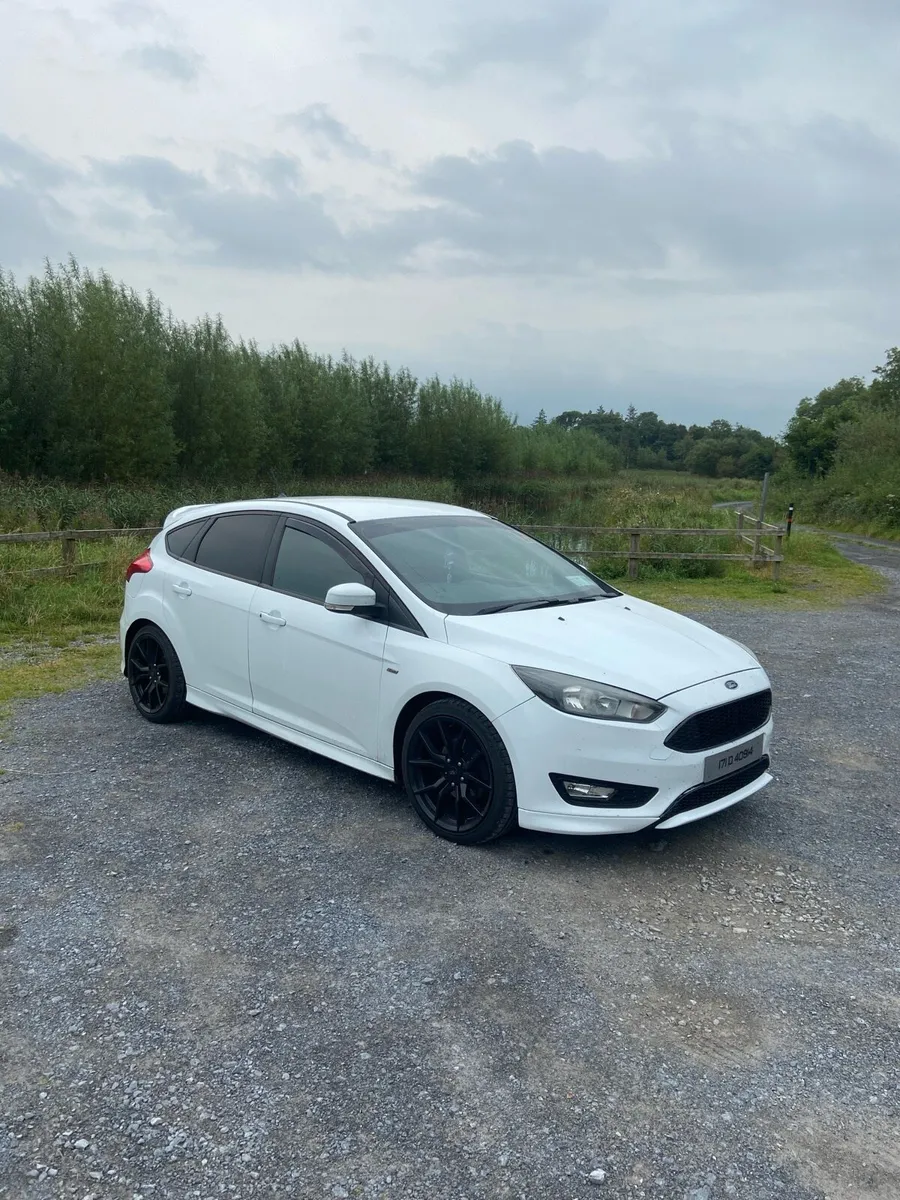 Ford Focus ST-Line 1.5tdci - Image 1