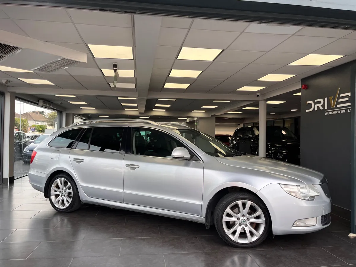 Skoda Superb Estate taxed and NCT’d - Image 1