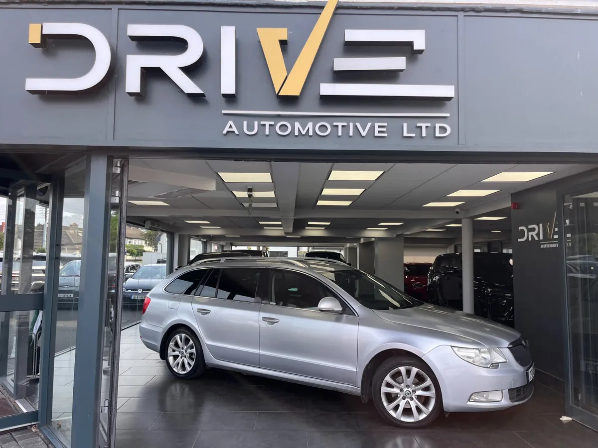 Skoda Superb Estate taxed and NCT’d - Image 3
