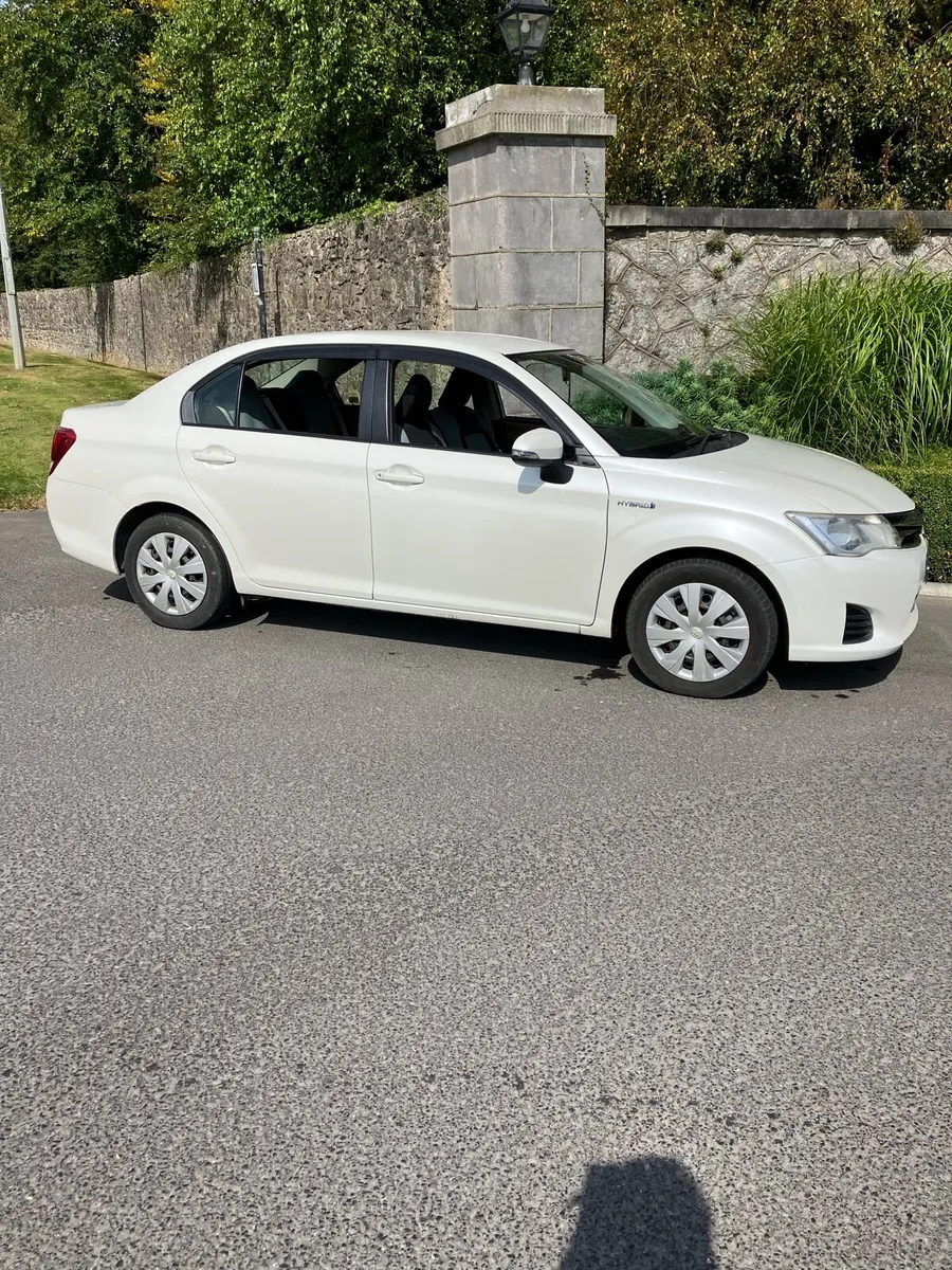 Toyota Corolla Hybrid - Image 2