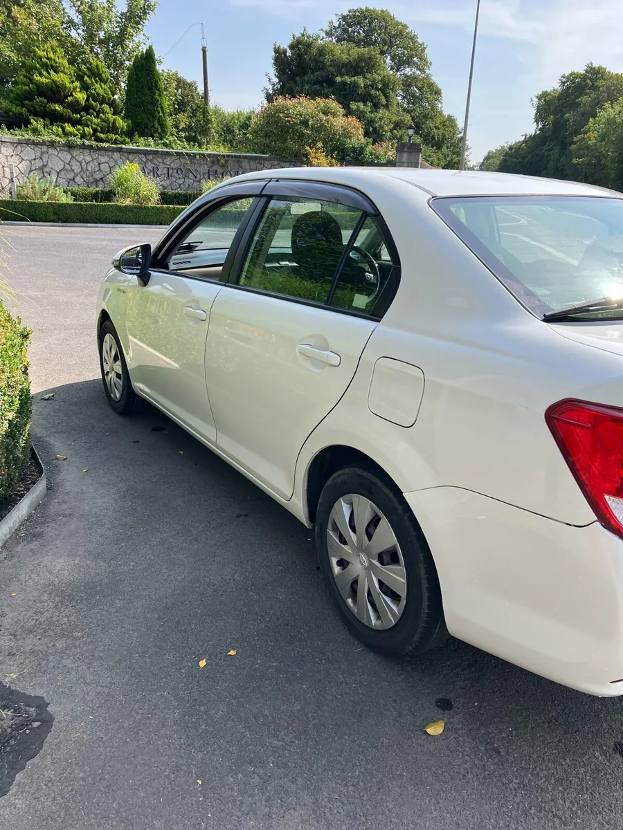 Toyota Corolla Hybrid - Image 3