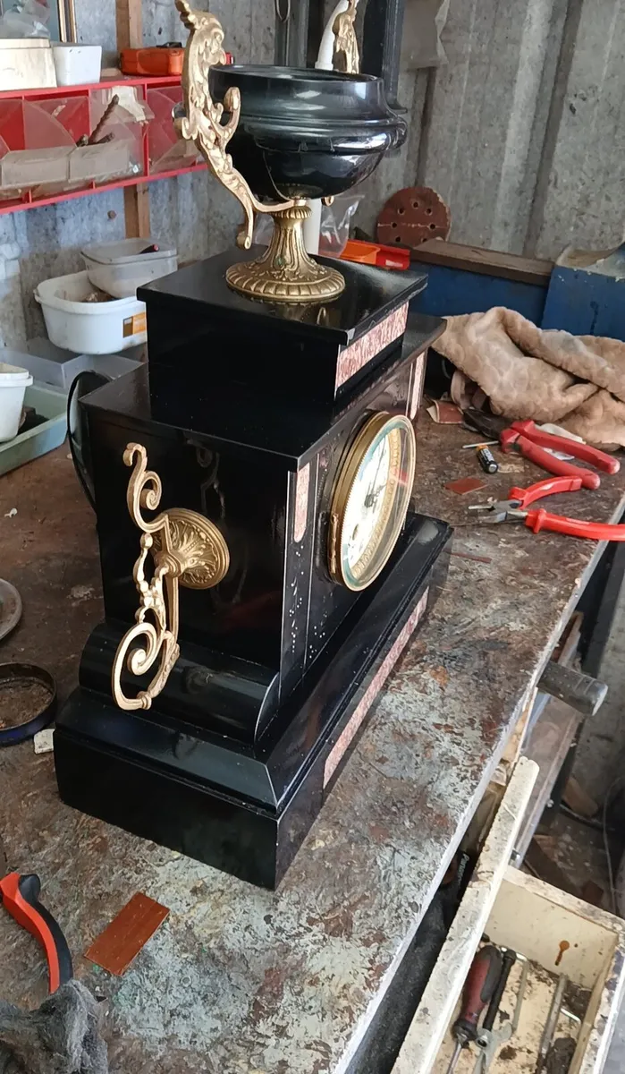 Antique clock. - Image 3