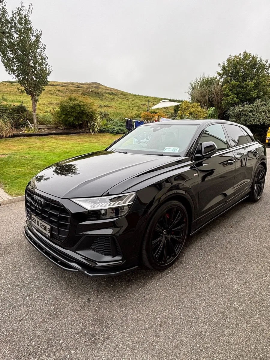 Audi Q8 60TFSIe Competition - Image 1