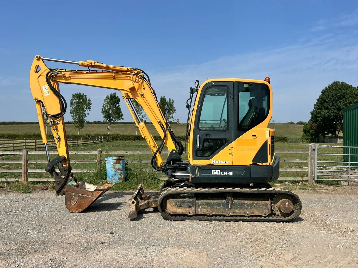 Hyundai 60CR-9 - Image 1