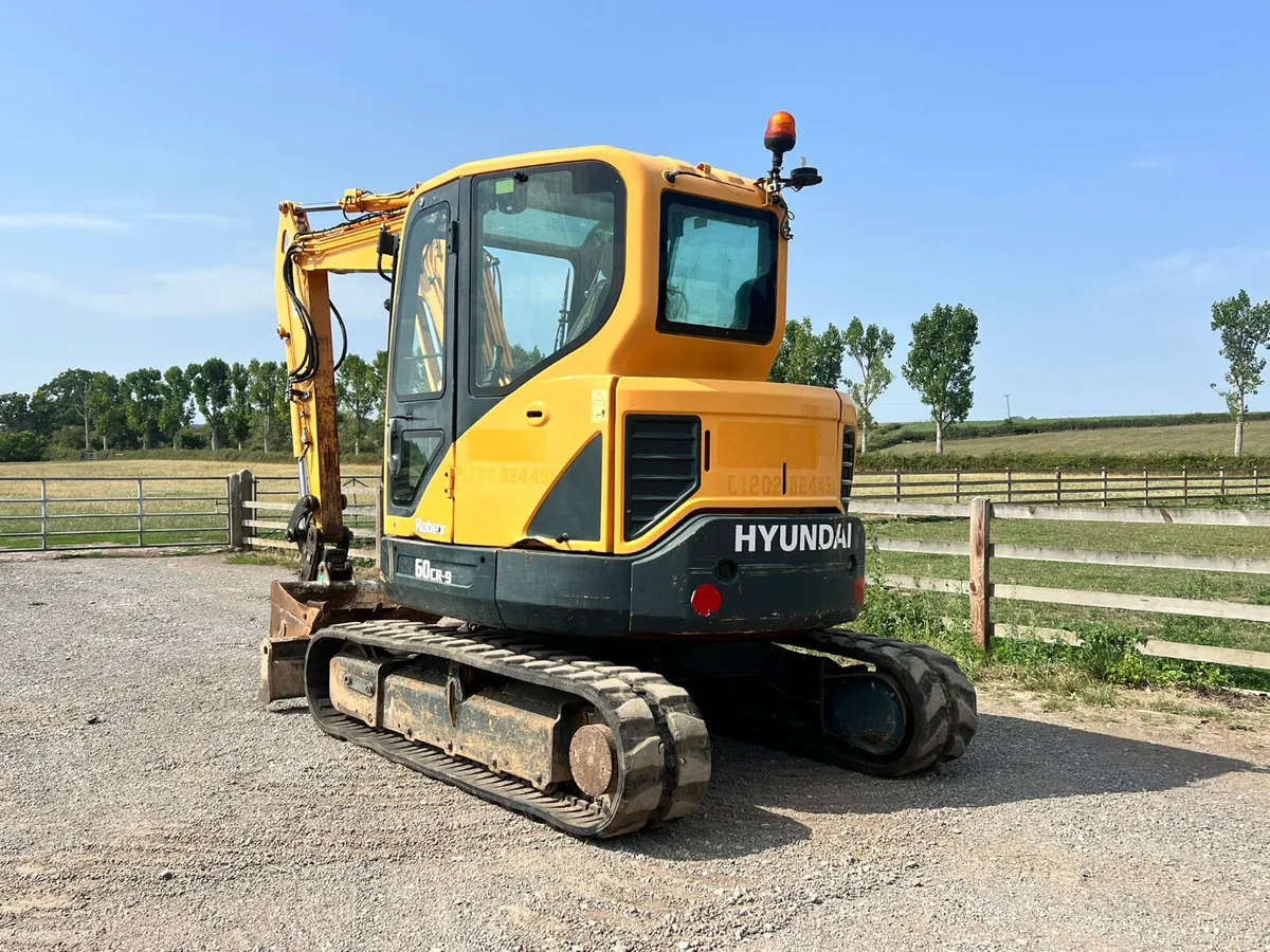 Hyundai 60CR-9 - Image 2