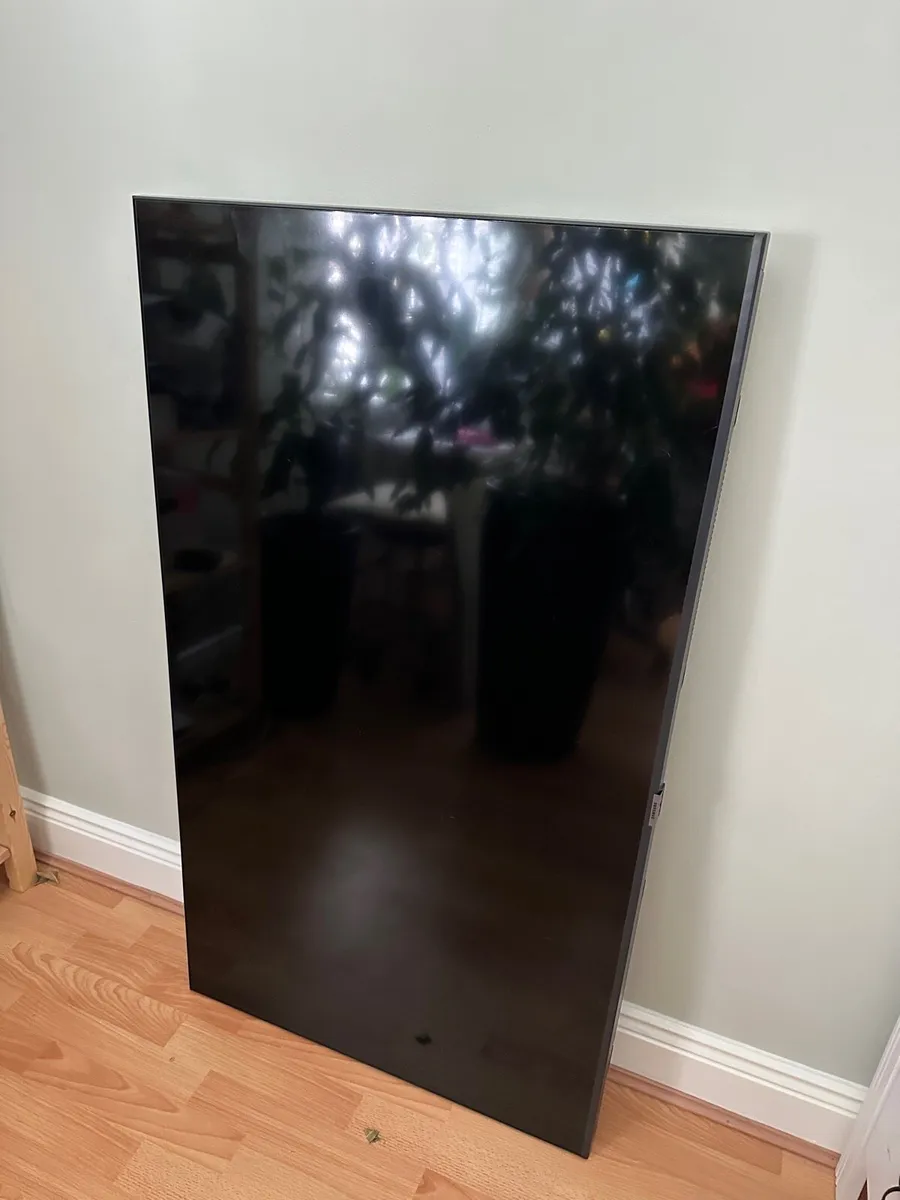 Samsung 55” 4K Smart TV - Image 1