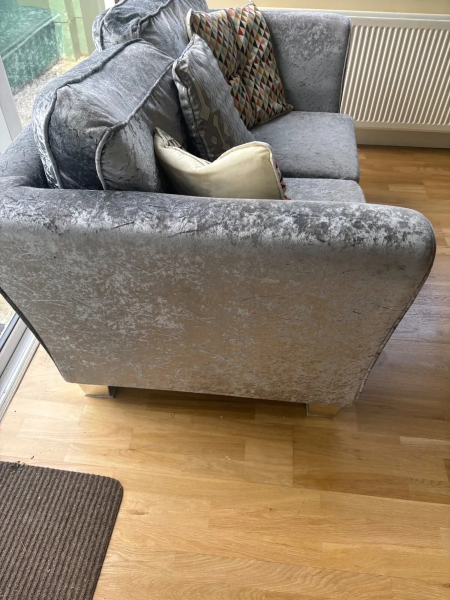 Couch - Image 1