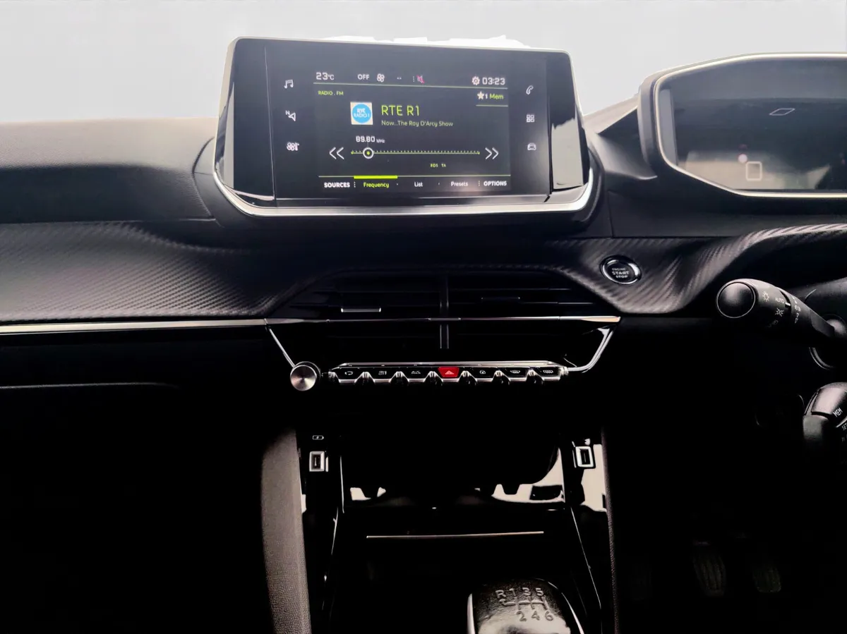 Peugeot 2008 1.5 hdi Allure - Image 4