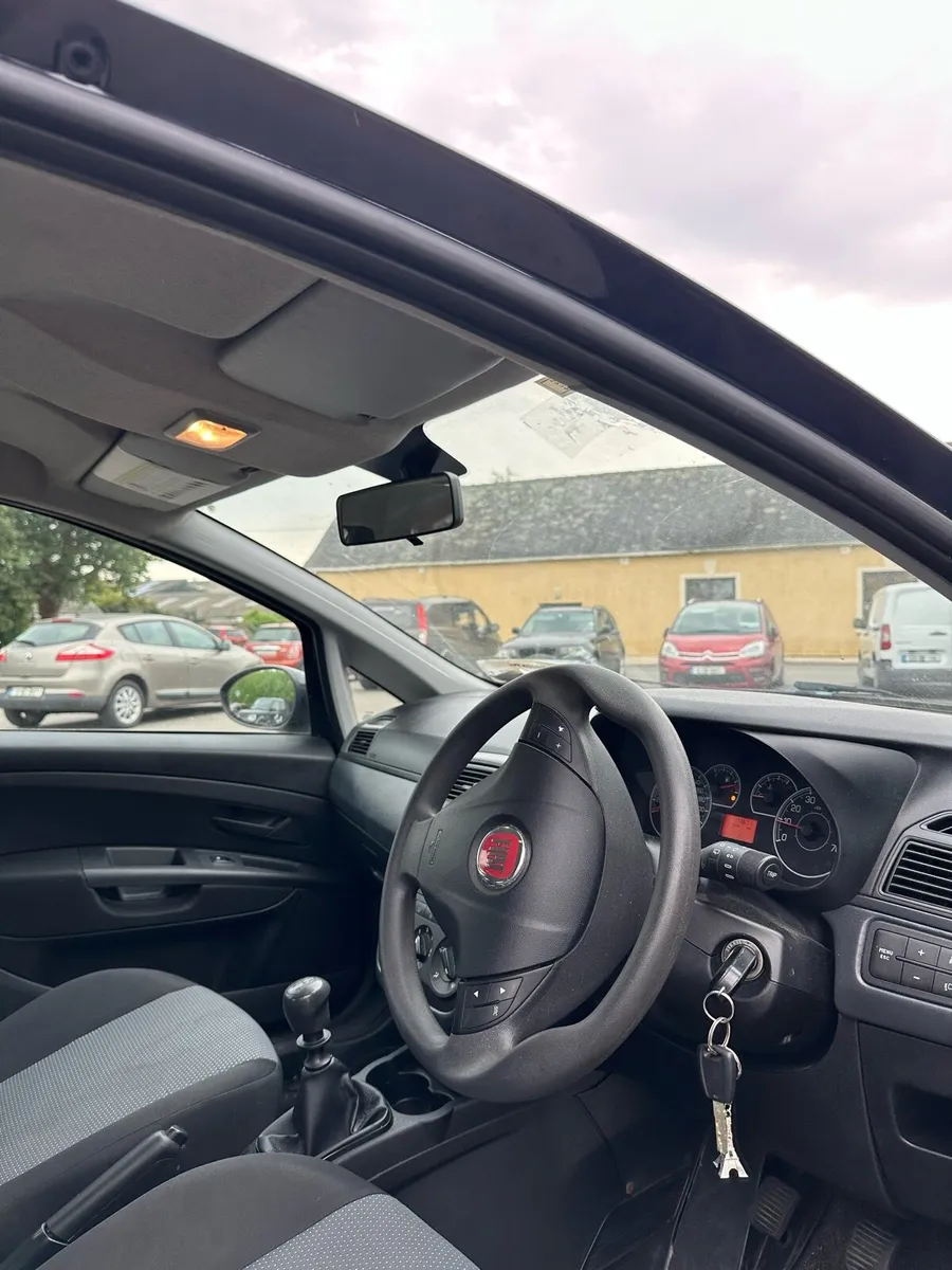 Fiat Punto - Image 4