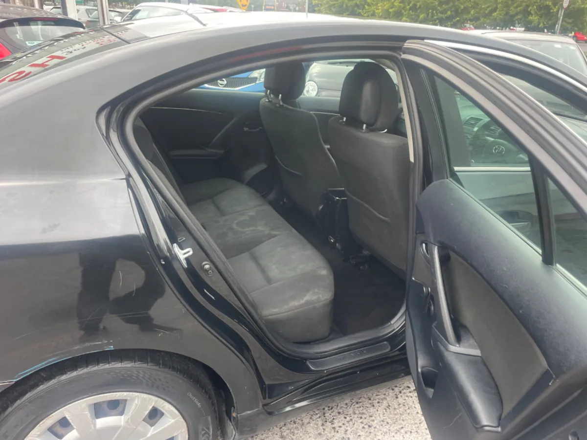 Toyota Avensis 2010 no nct bargain €990 - Image 4