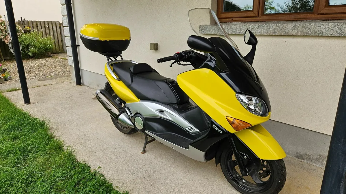YAMAHA TMAX 500 2002 - Image 2
