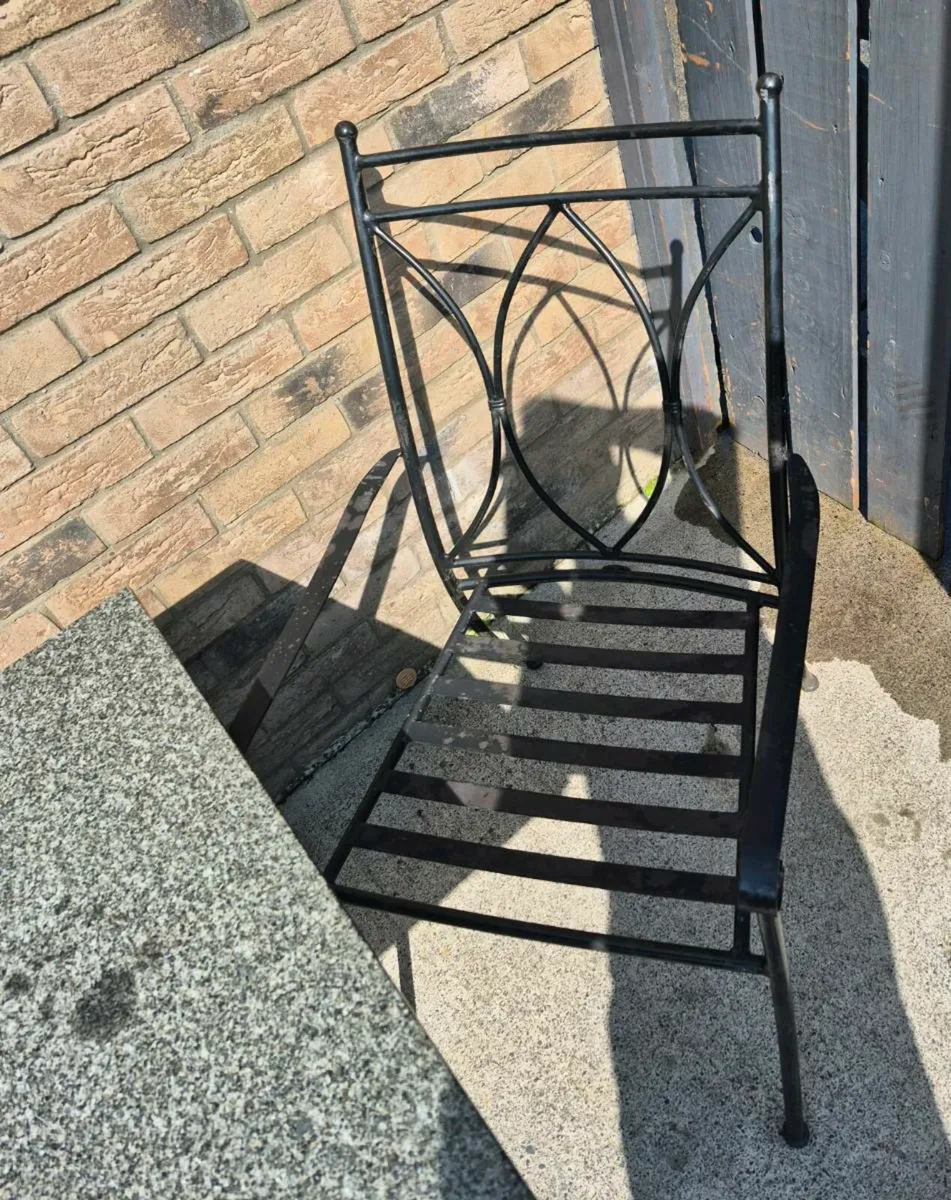 garden table and chairs with a marble Stone - Image 3