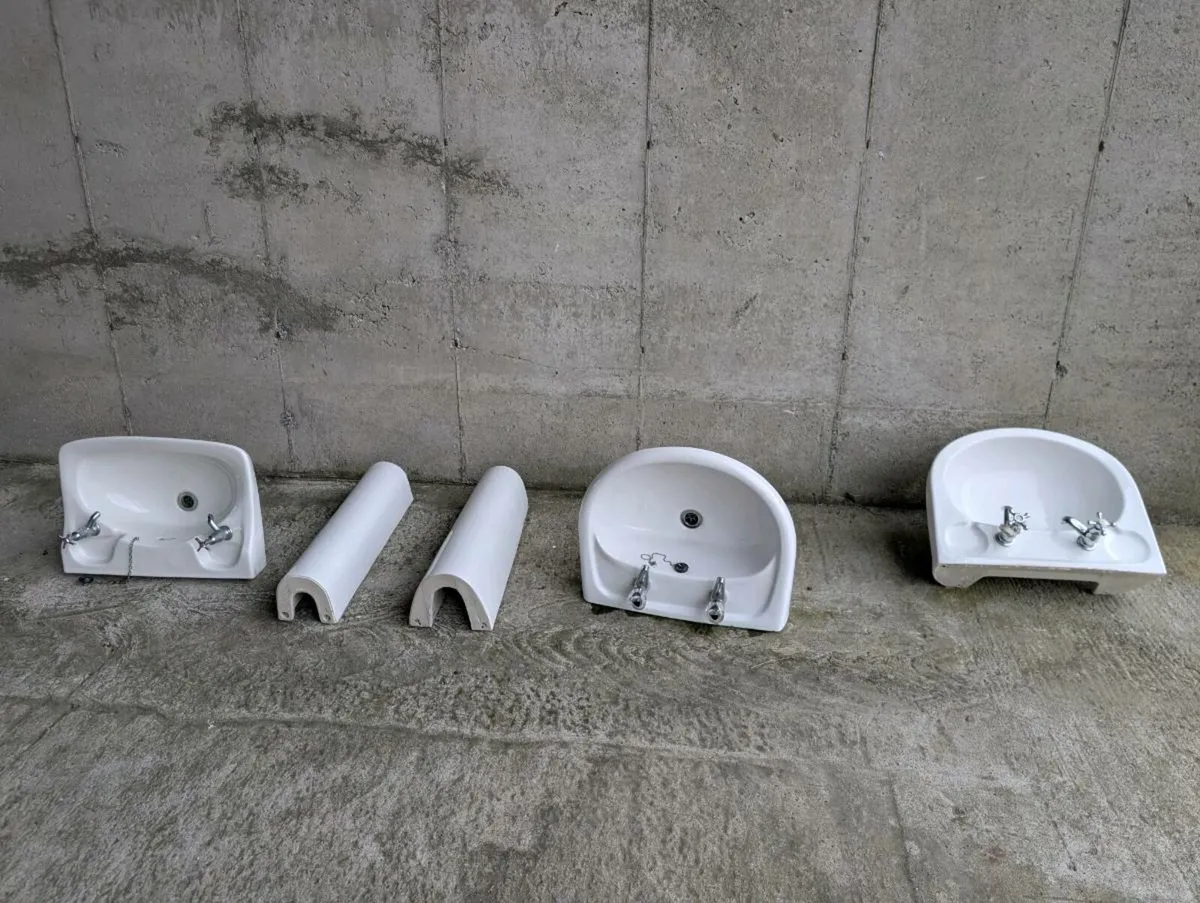 Sinks toilet, kitchen counters - Image 1