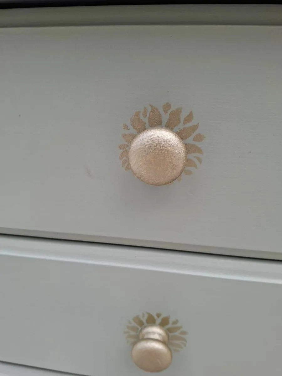 2 x Bedside Lockers - Image 2