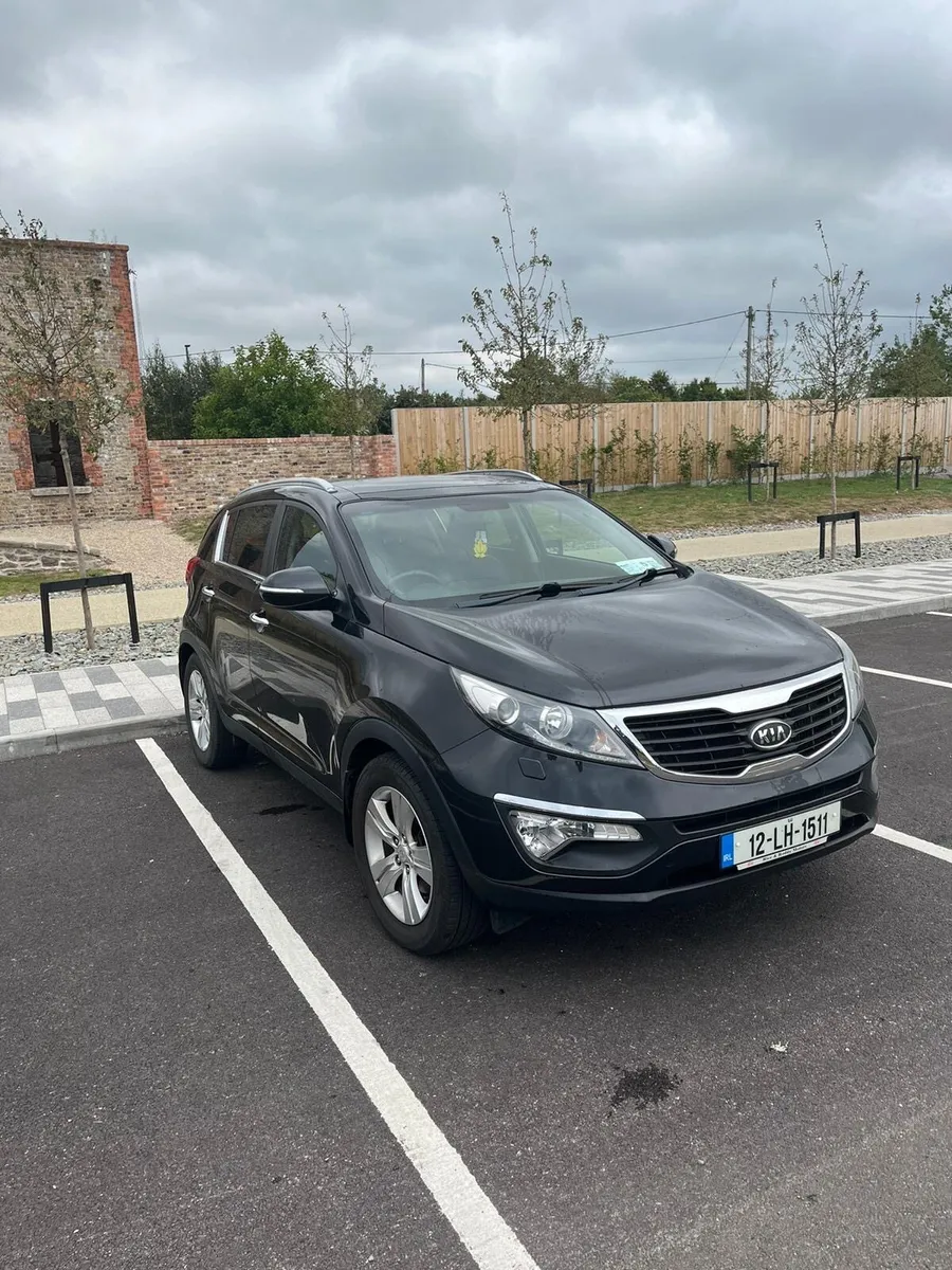 Kia Sportage,13m NCT,6m Tax,Leather - Image 1
