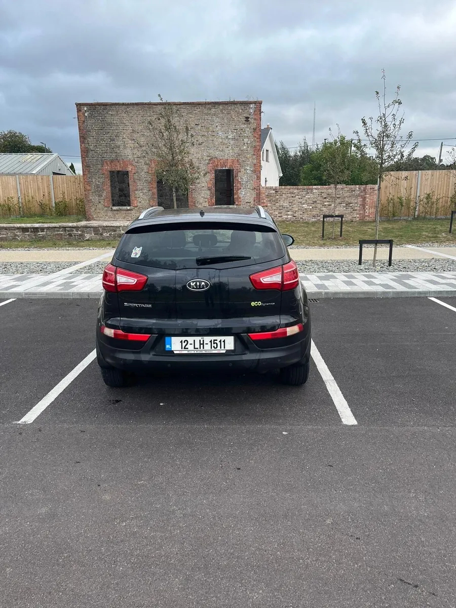 Kia Sportage,13m NCT,6m Tax,Leather - Image 3