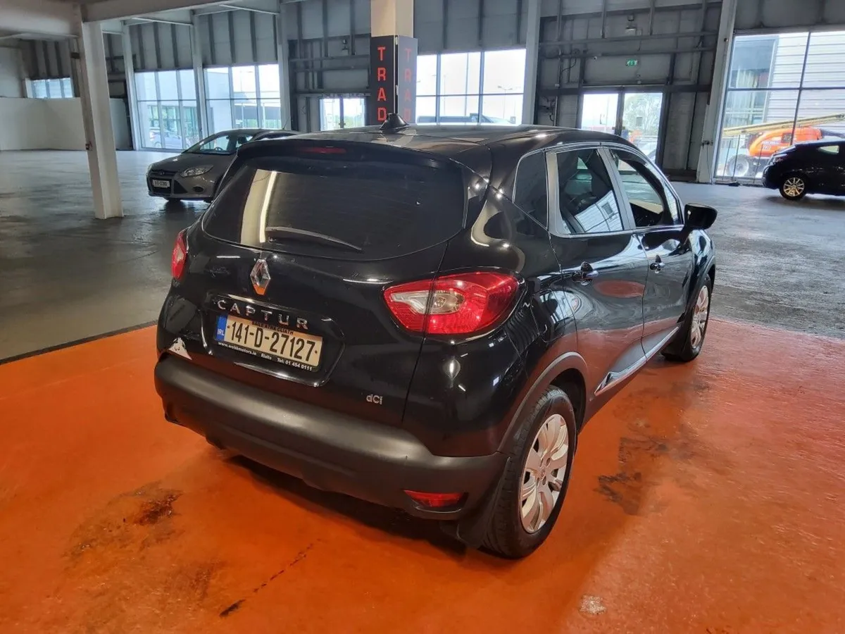Renault Captur dCi 90 S S Life Auto - Image 3