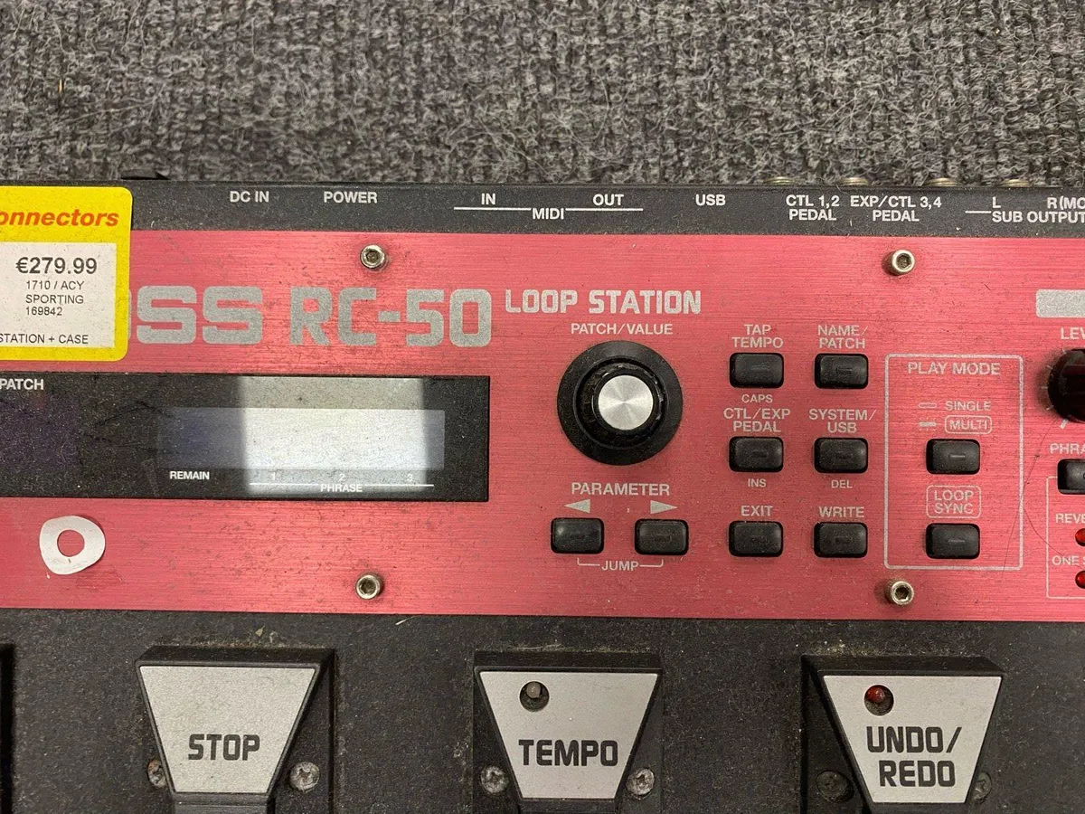 Roland Loop Station with case - Image 3