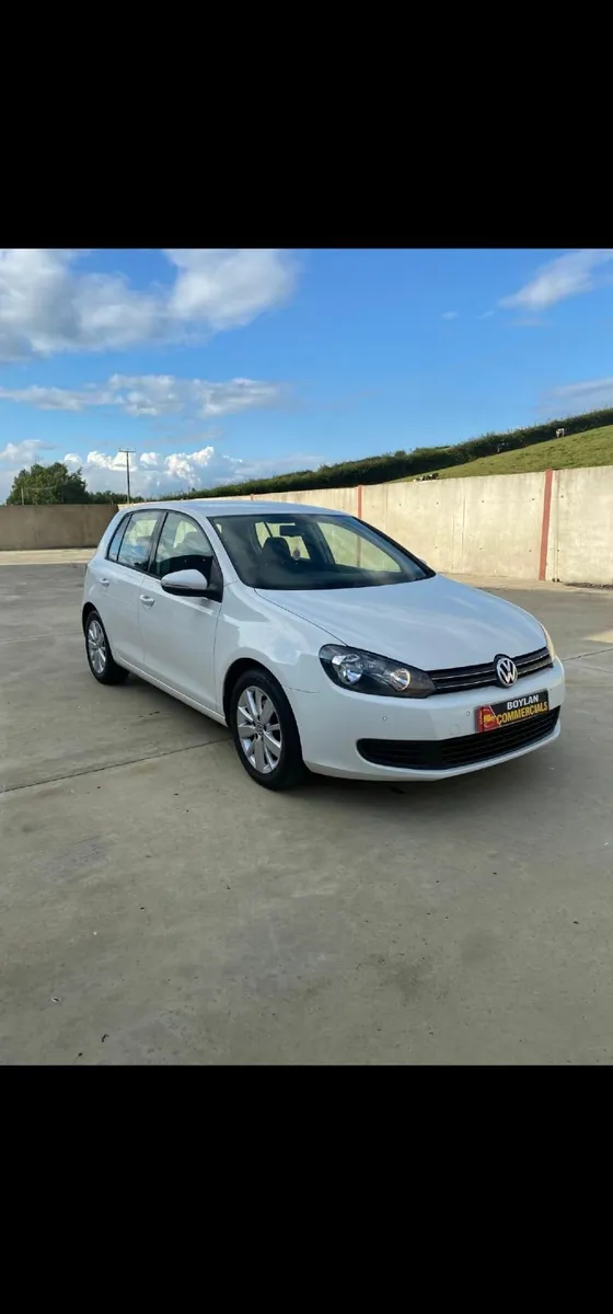Volkswagen Golf 2012 - Image 1
