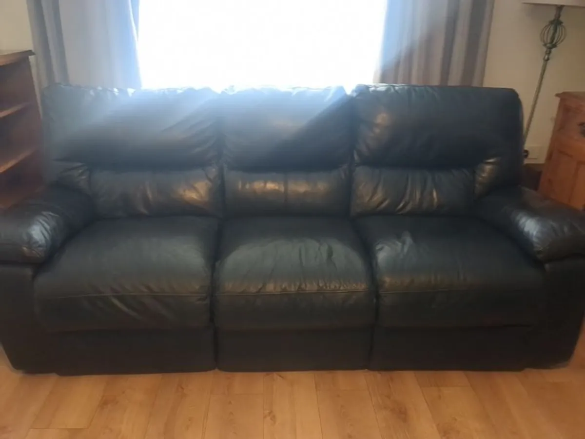 Leather sofa - Image 1