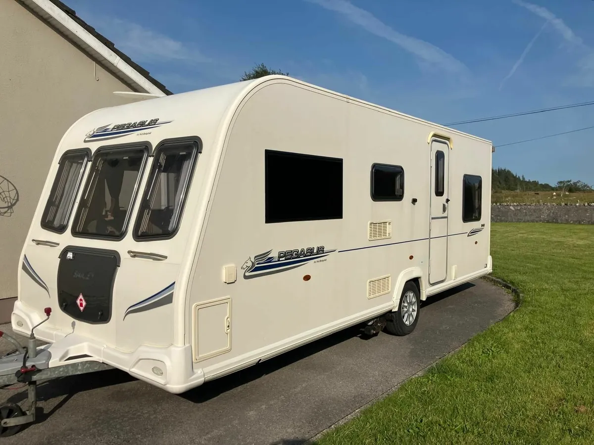 🛻 Bailey Pegasus 546 Caravan – 6 Berth – 2010 - Image 1