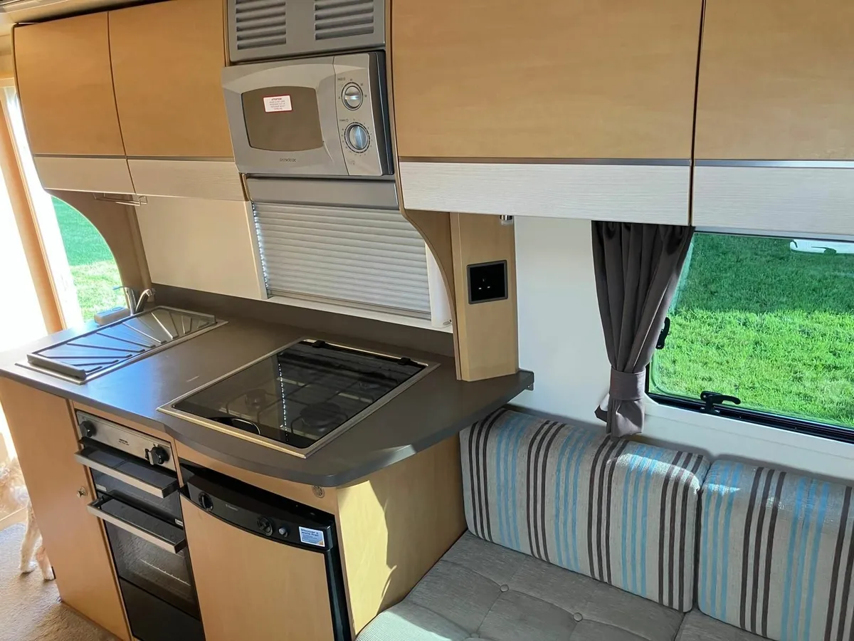 🛻 Bailey Pegasus 546 Caravan – 6 Berth – 2010 - Image 3