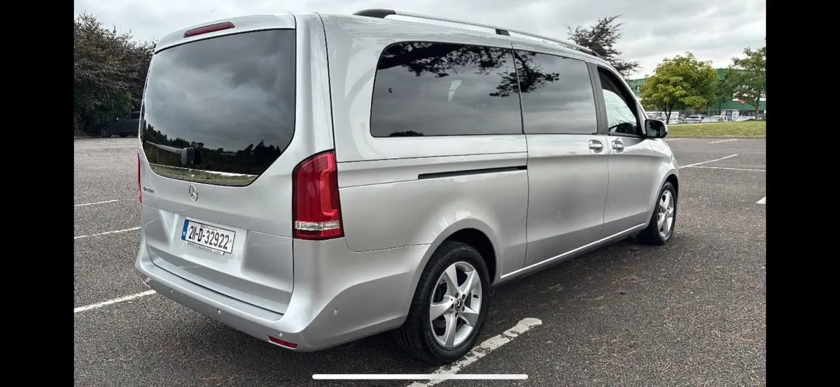 Mercedes-Benz V-Class 2021 - Image 2