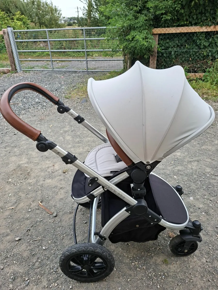 Ickle bubba pram - Image 2
