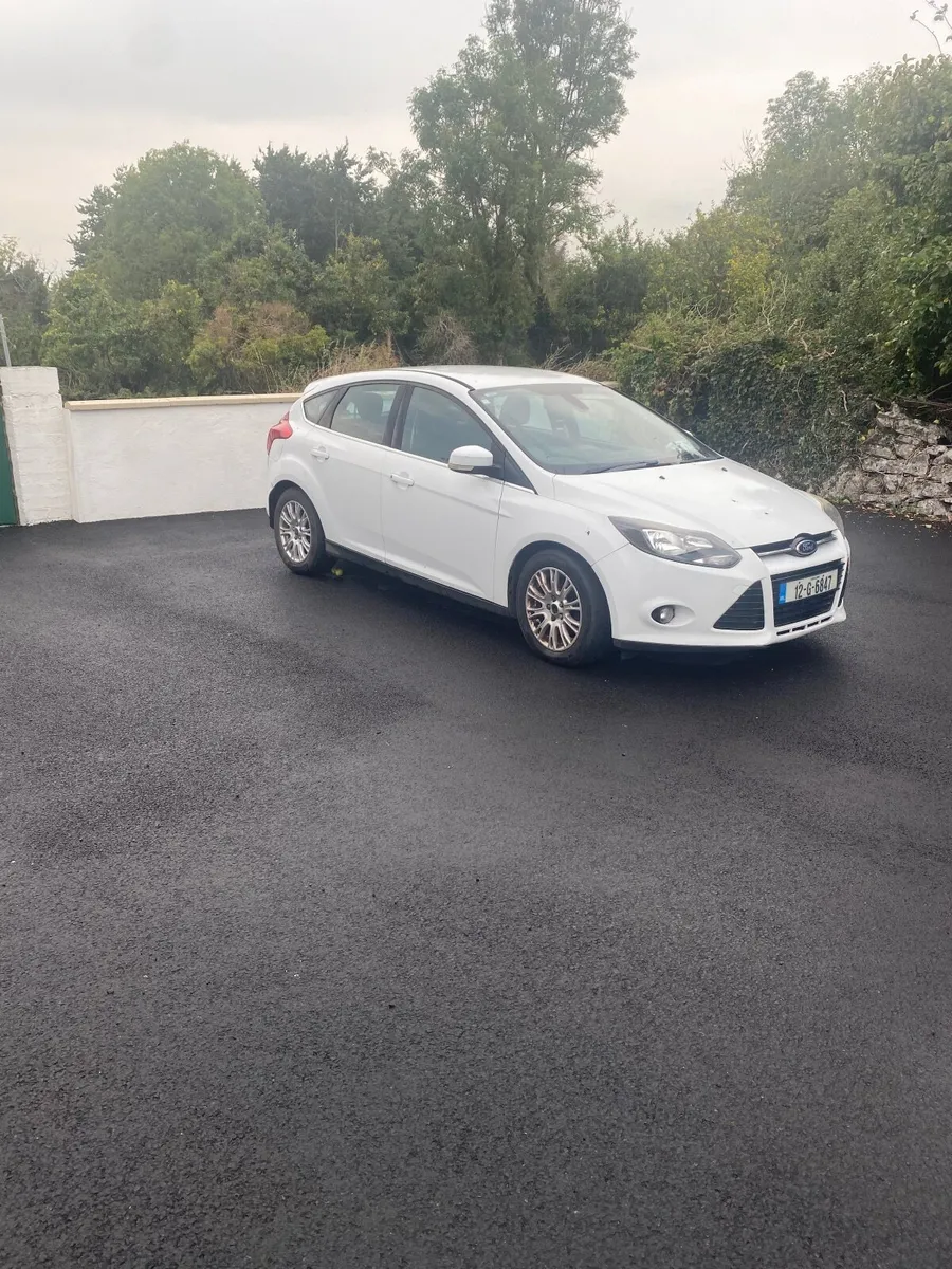 Ford Focus 2012 - Image 1