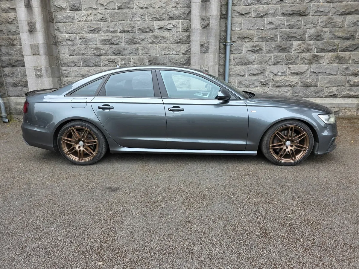 AUDI A6 3.0 TDI QUATTRO S-LINE 2011 - Image 4