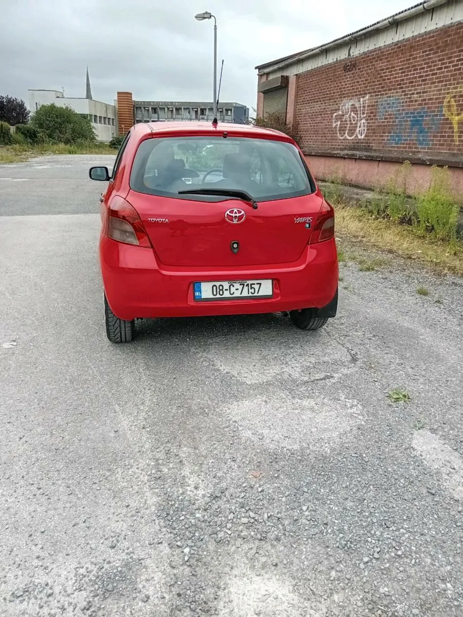 Toyota yaris - Image 2