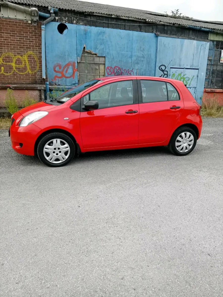 Toyota yaris - Image 3