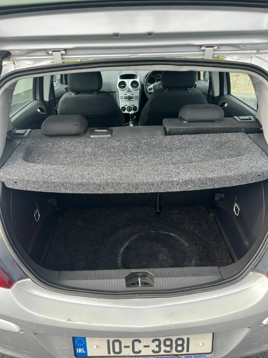 Opel Corsa 2010 - Image 4