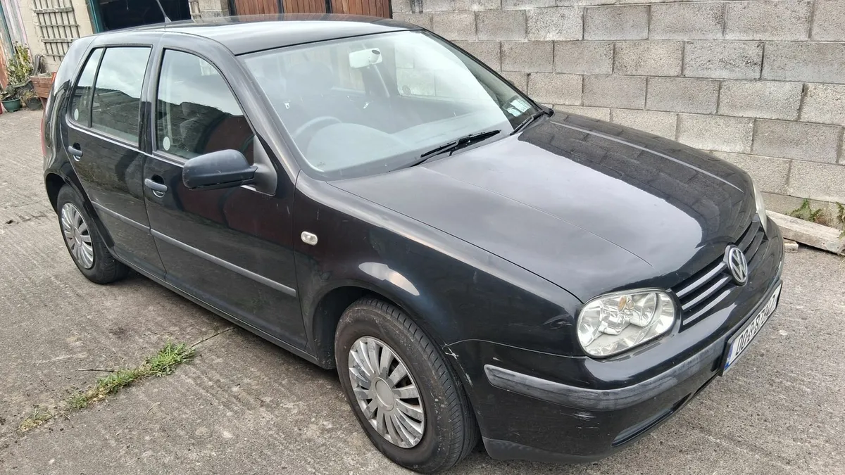 Volkswagen Golf 2000 - Image 1