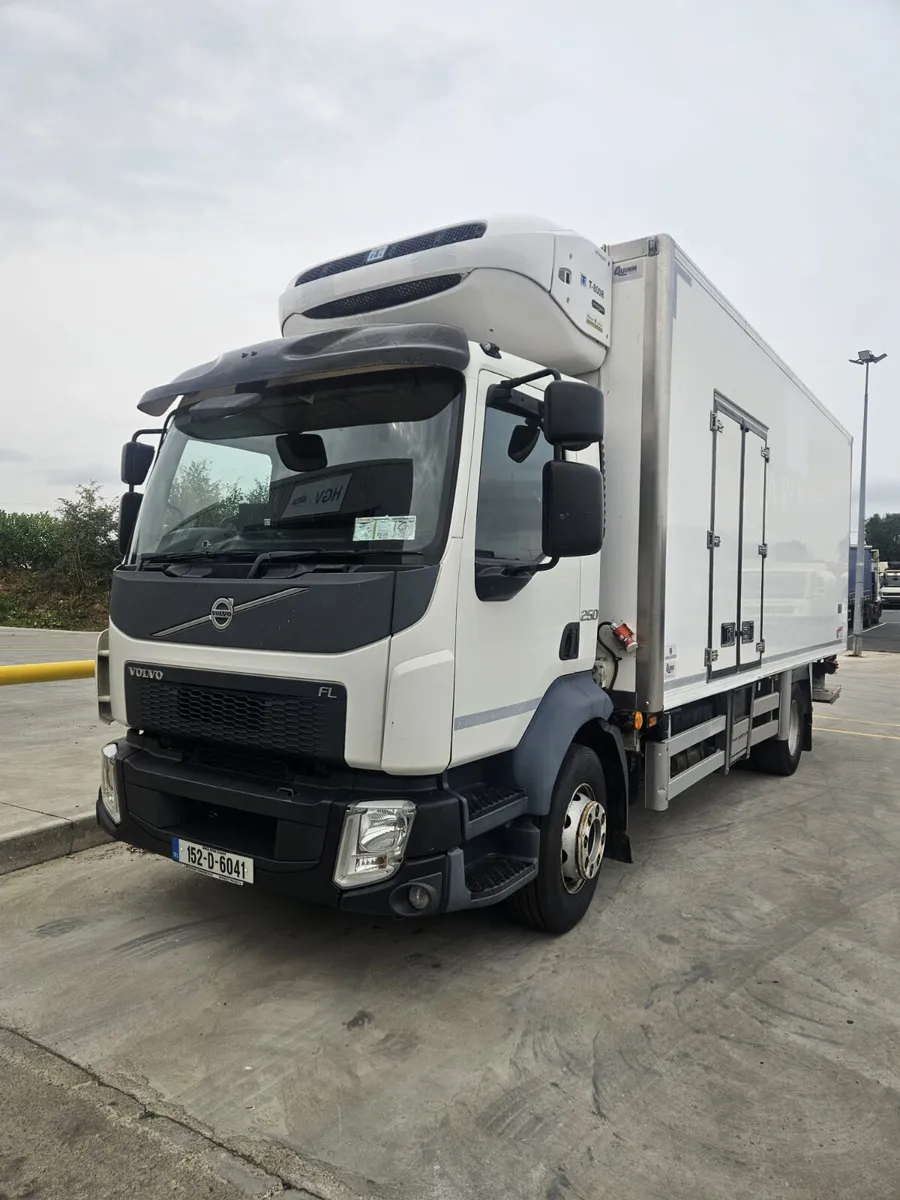 Volvo  FL 250 21ft Thermoking Fridge 21ft Body - Image 1