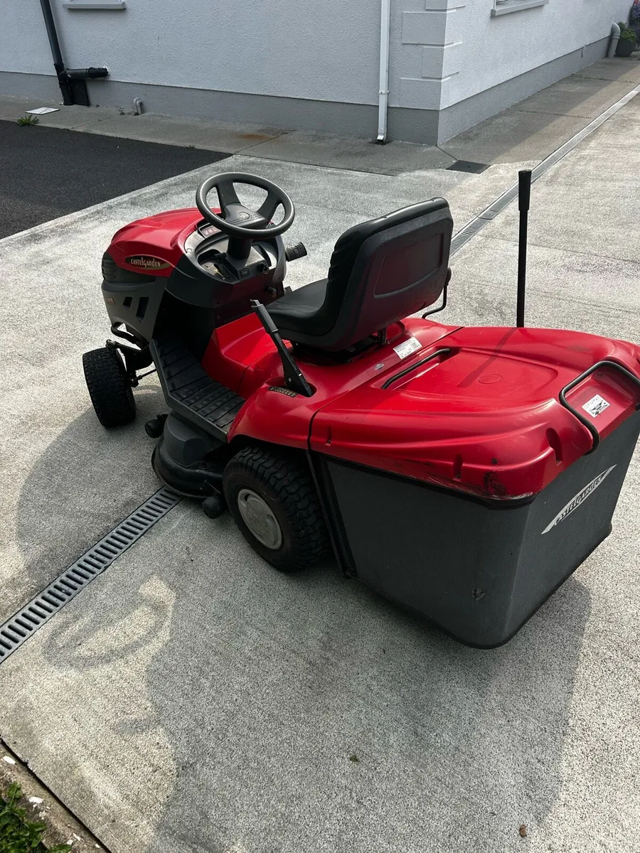 Castle Garden Mower - Image 3