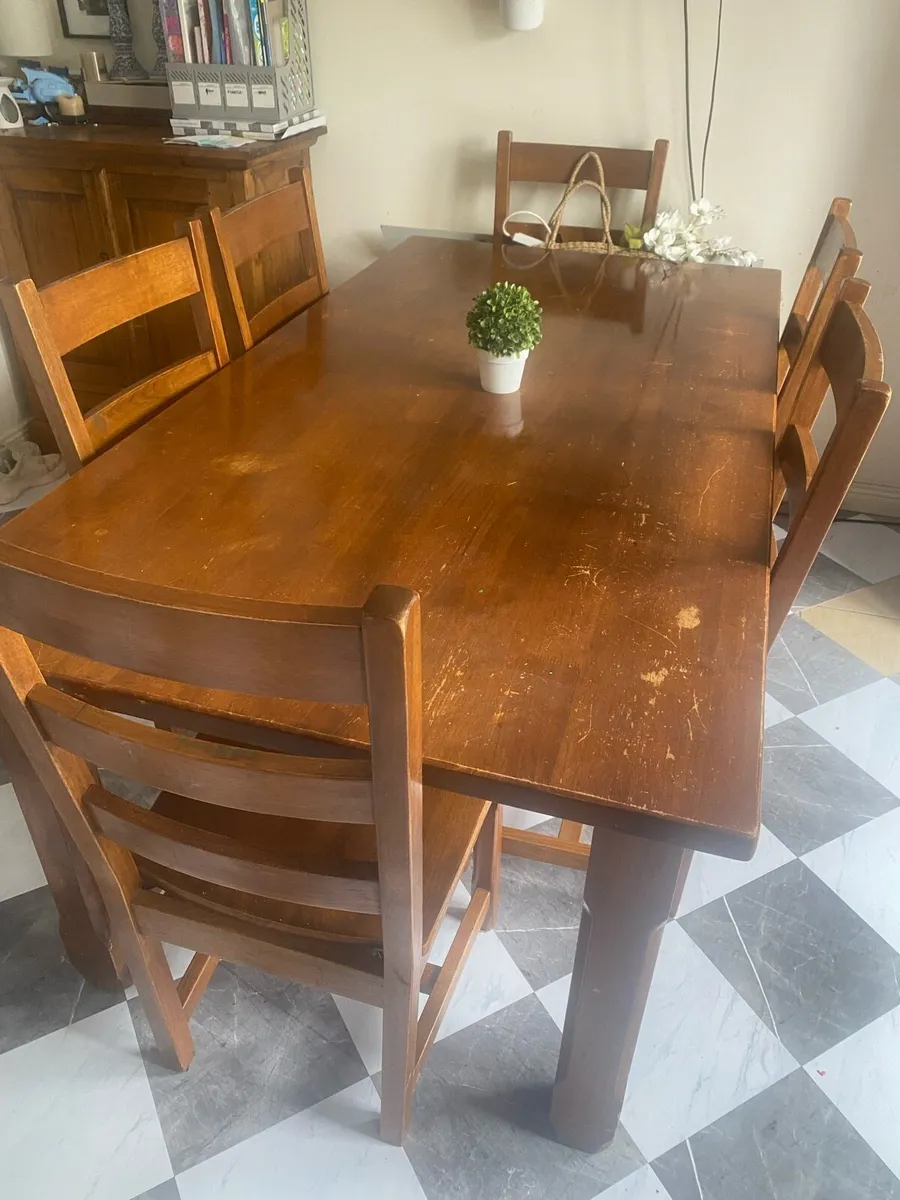 Dining table & 8 chairs - Image 2