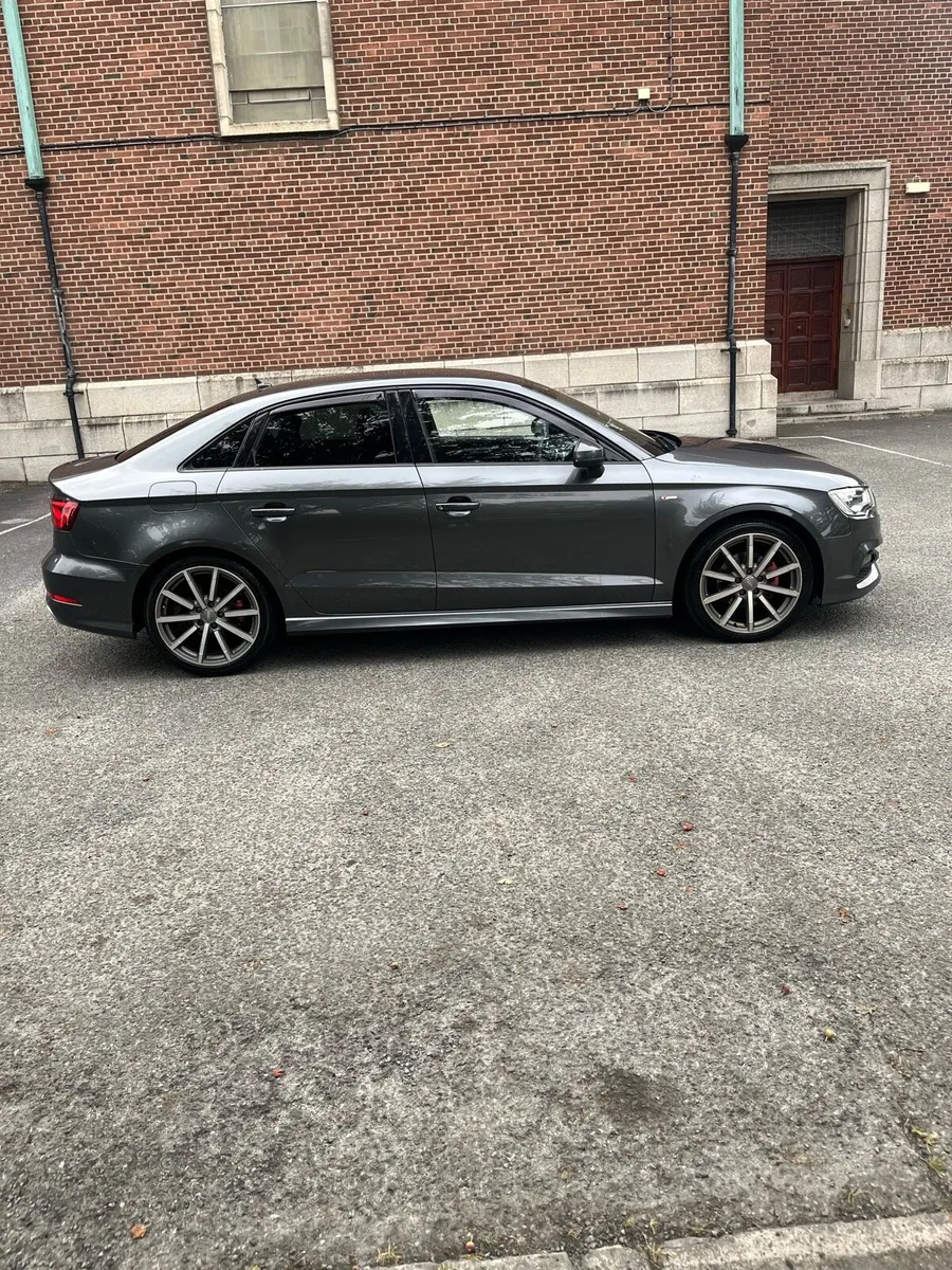 Audi a3 auto - Image 1