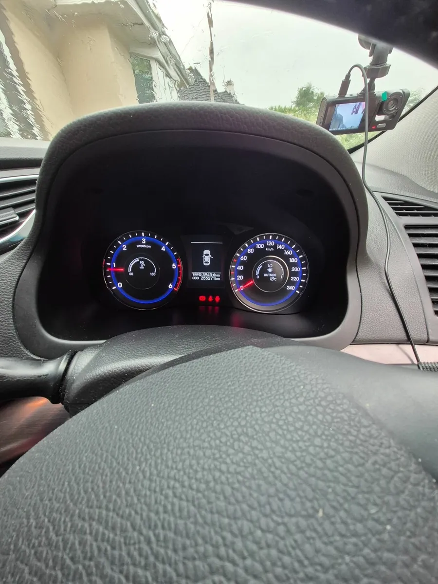 Hyundai i40 2015 - Image 3