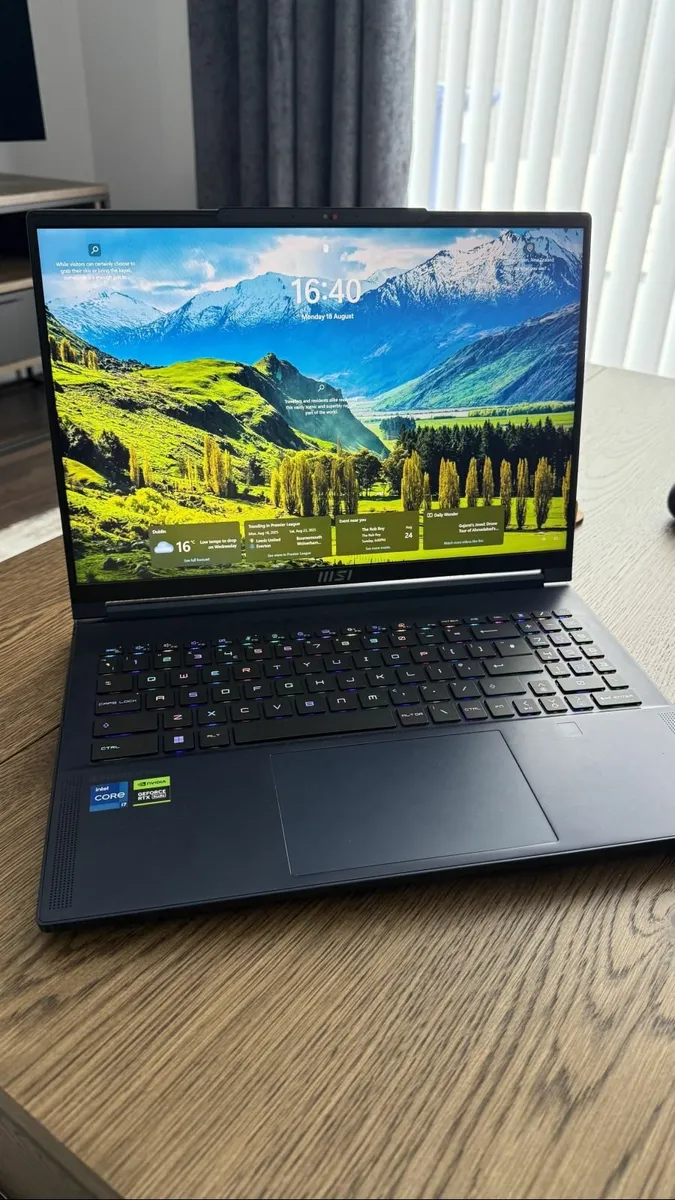 MSI Laptop - RTX 4070 - Image 1