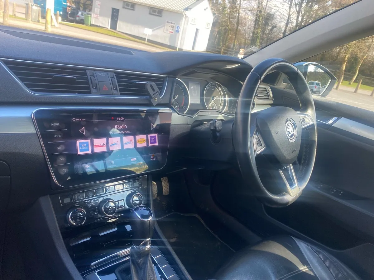 Skoda Superb - Image 4